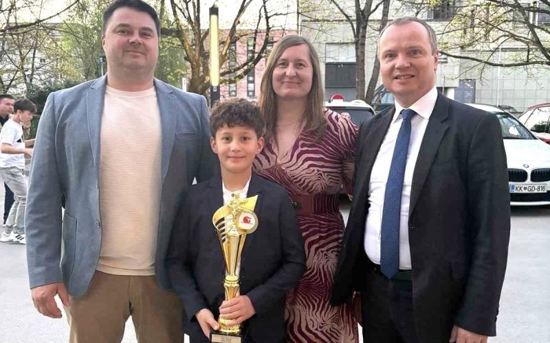 kk-mirna-pec, nejc-povse