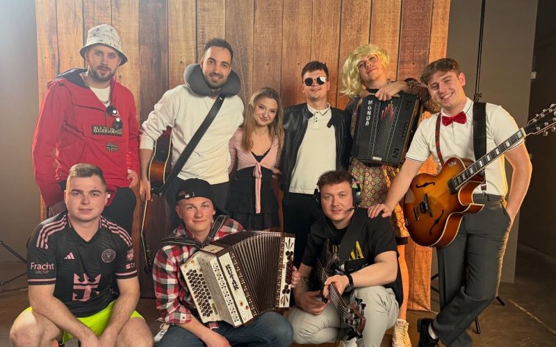 Ansambel Opev in Guštni muzikanti skupaj iščejo pravega