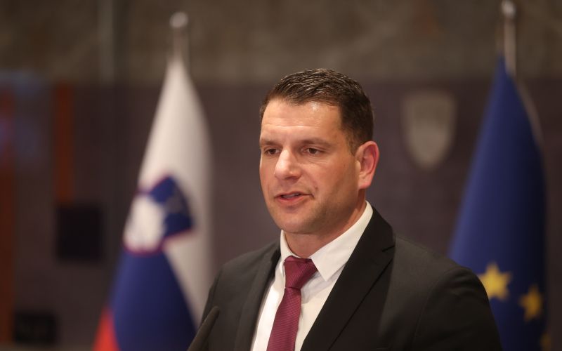 zoran stevanovic.jpg