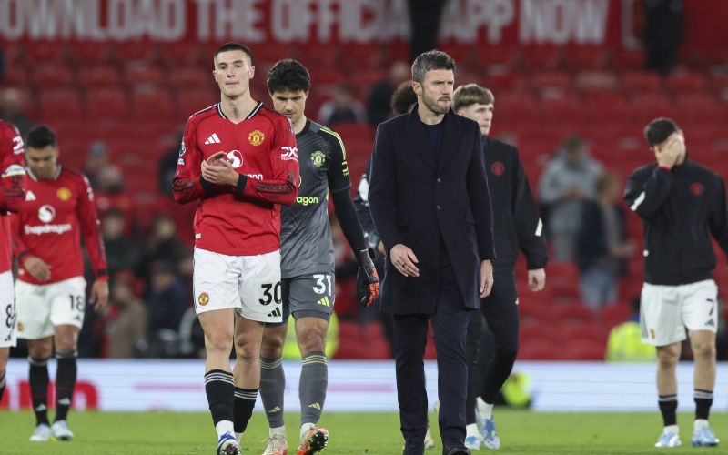 benjamin sesko michael carrick.jpg