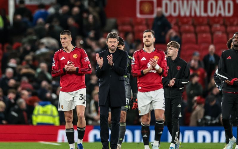 benjamin sesko michael carrick dalot.jpg