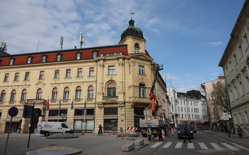 poskodovana-steklena-kupola