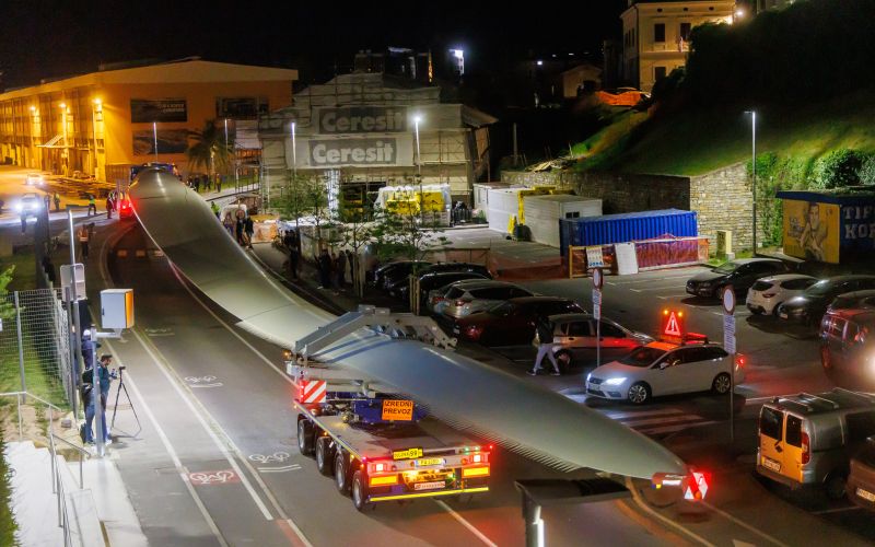 izredni-prevoz, vetrnice