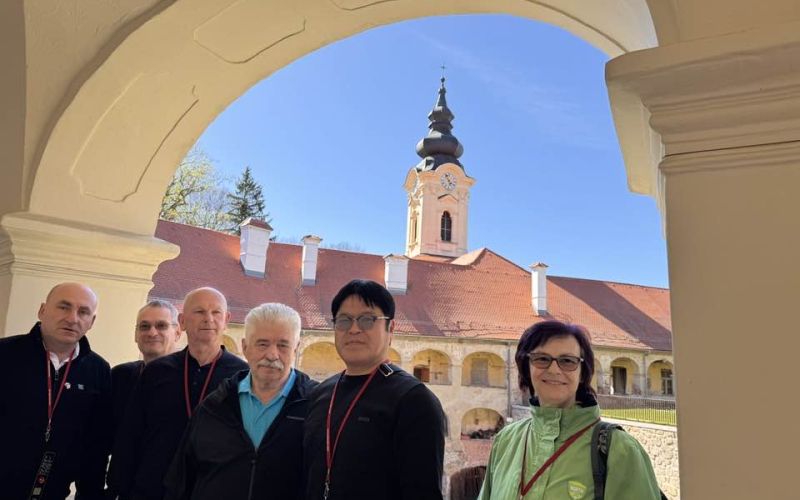 shuseki-shihan-manabu-murakami, skif-zveza, tromejnik-kuzma