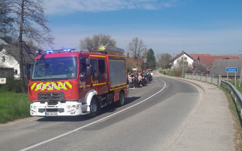 gasilke-dolenjske-regije, pohod