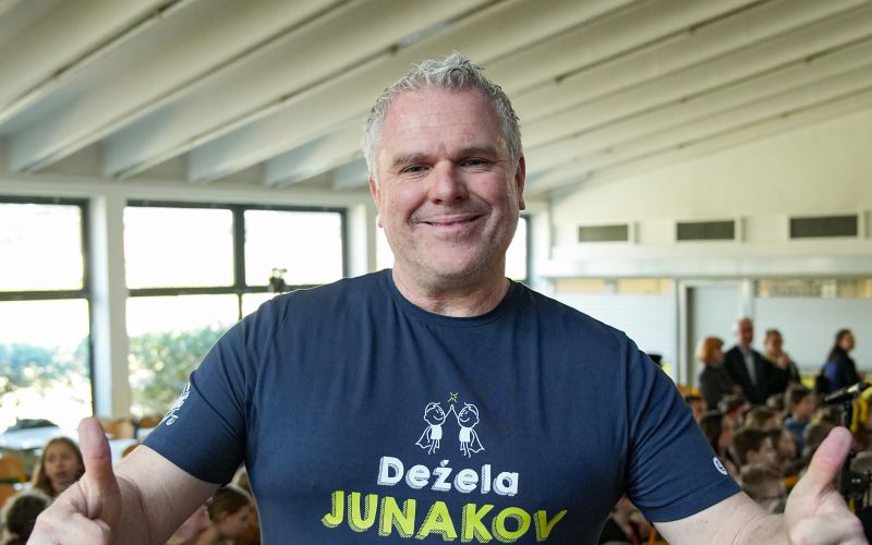 Miha Deželak