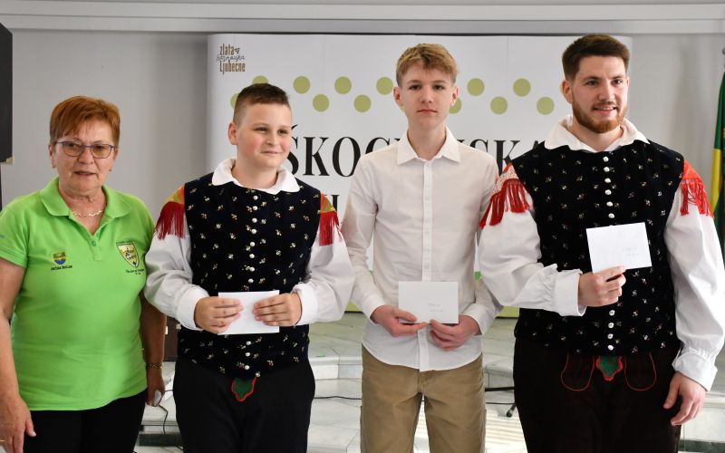 škocjan harmonika (10).JPG