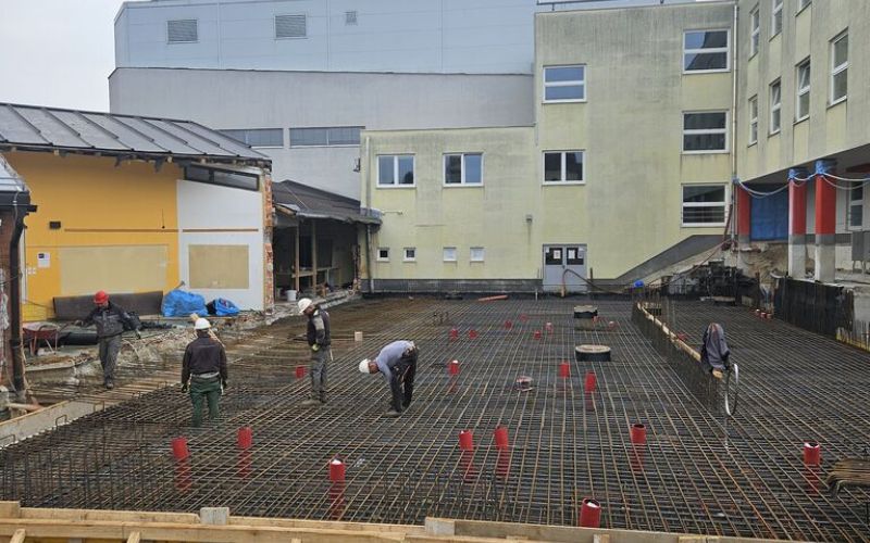 OŠ Vojnik plošča.jpg