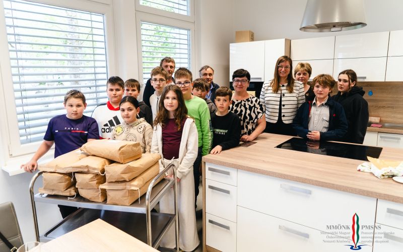 kruh-madzarov, pmsns, moka, prekmurske-dvojezicne-sole