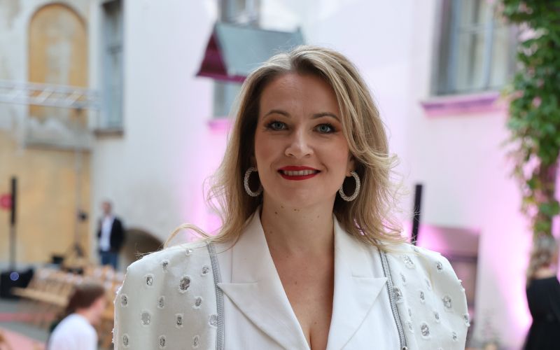 ani frece ms.jpg