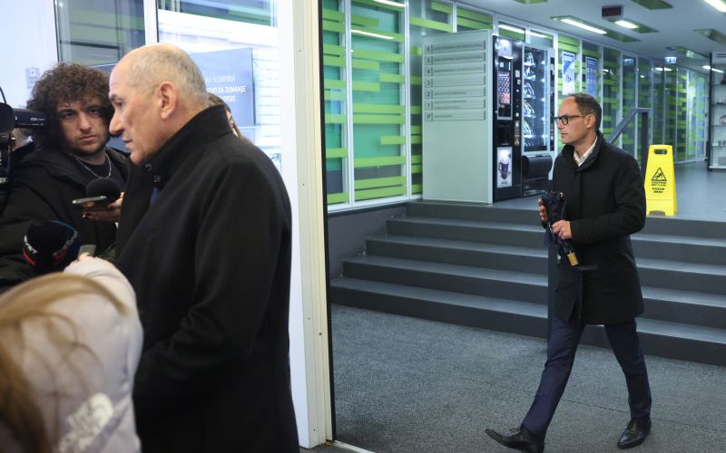 Janez Janša, ANže Logar