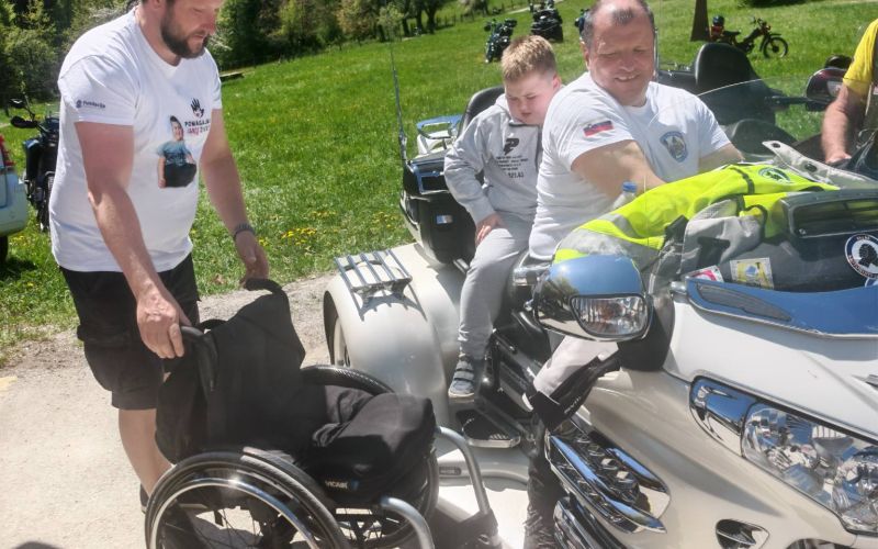 nova-stifta, blagoslov-motoristov, jaka-skof