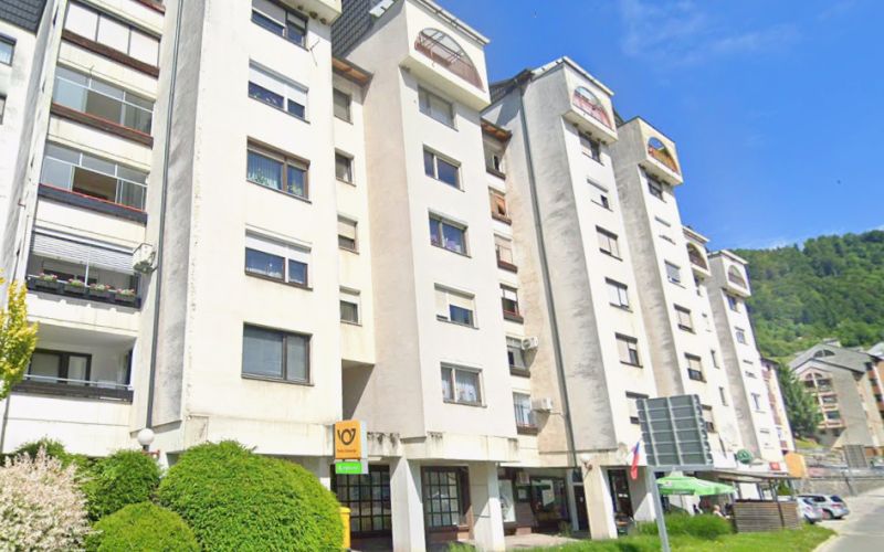 Hrastnik, Trg Franca Kozarja.png