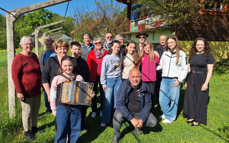 libna, cebelarski-praznik