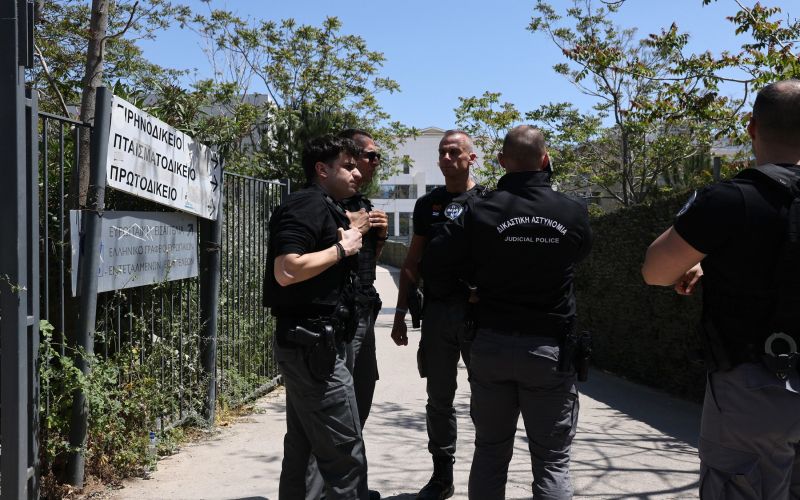 grška policija, 89-letni strelec