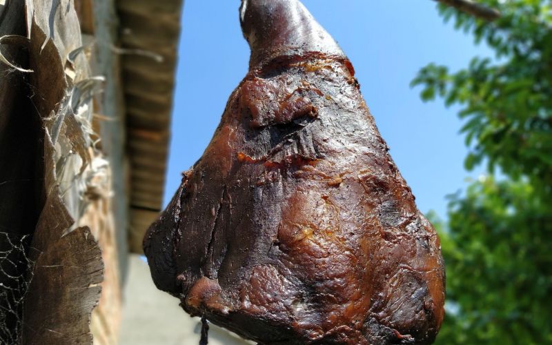 suhomesnati izdelek, sušenje.jpg