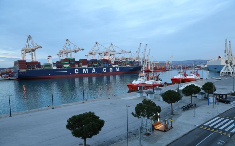 luka koper, terminal
