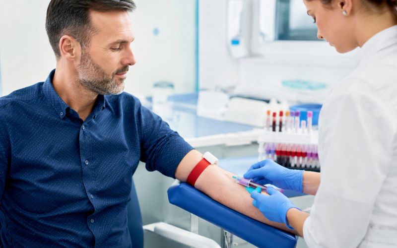 krvni test, odvzem krvi