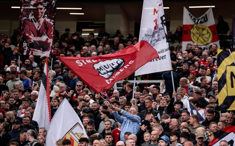 manchester united navijači.jpg