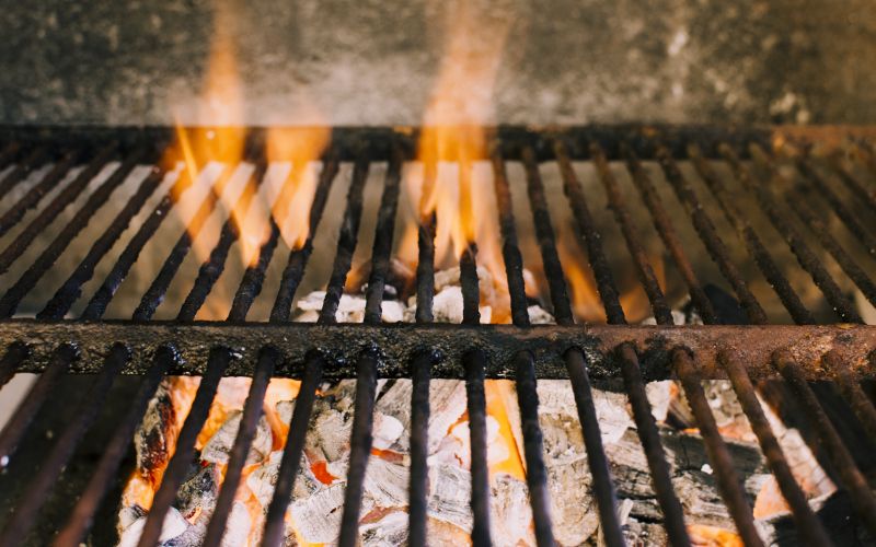 heavy-fire-grilling-hot-charcoal.jpg