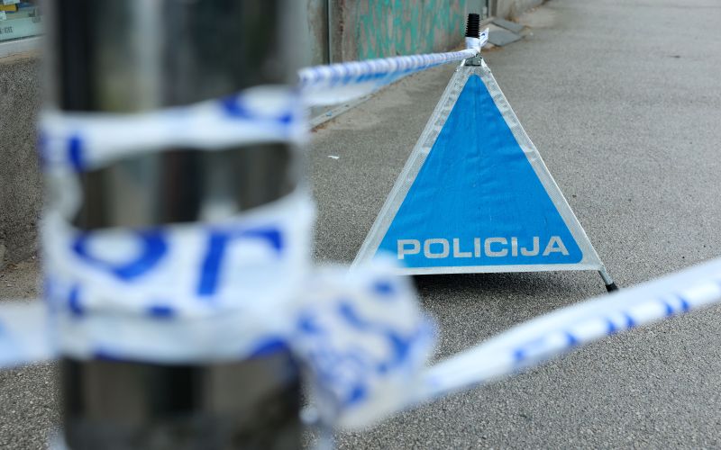 policija znak.jpg