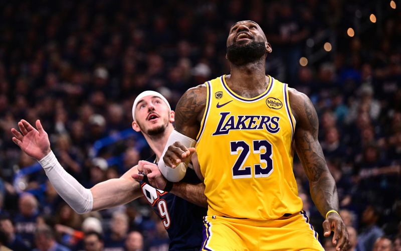 james lakers.jpg