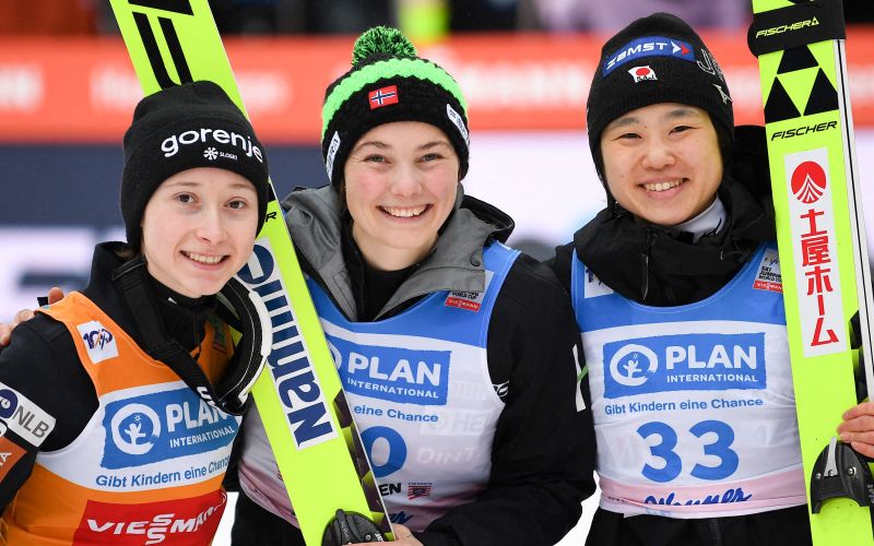 Nika Prevc, Silje Opseth in Juki Ito 24 pm.jpg