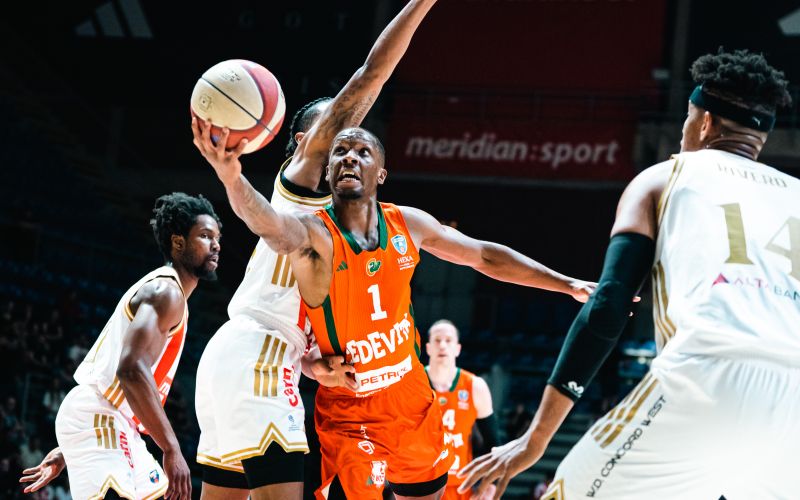 umoja gibson zvezda