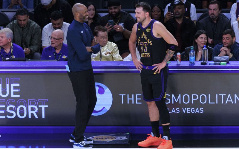 mosley doncic.jpg