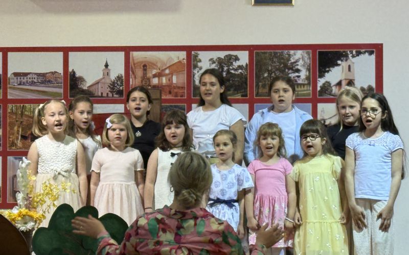 majski-glasbeni-pozdrav, glasbena-sola-murska-sobota, nastop, sta, koncert
