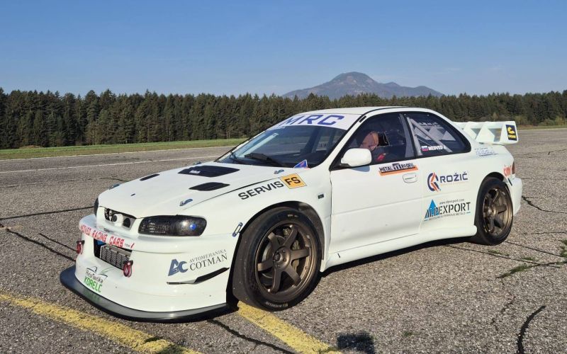 Subaru Imprezza.jpg
