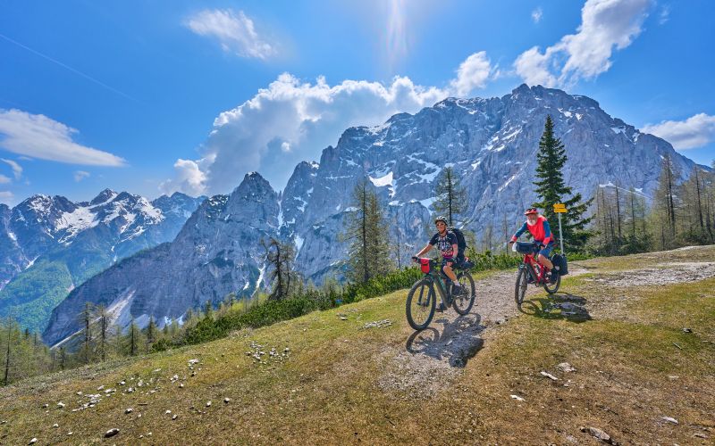 Juliana Bike pot vršič.jpg