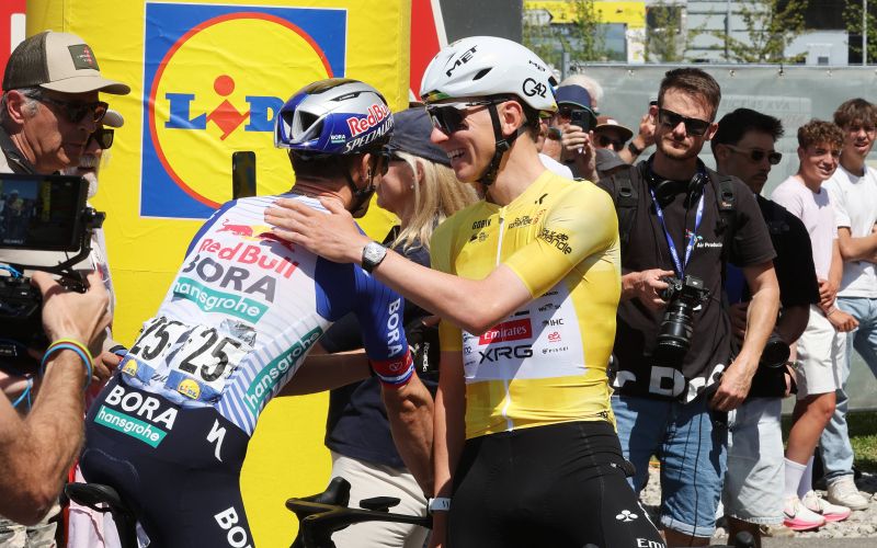 primoz roglic tadej pogacar.jpg