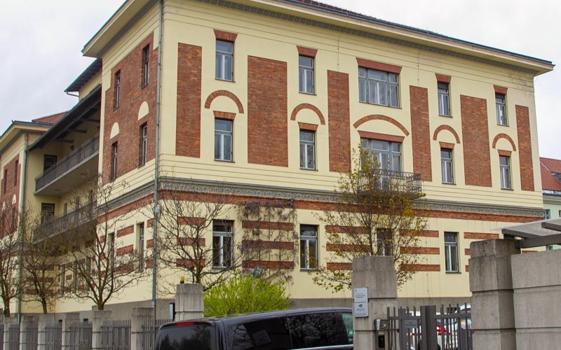 zunanje ministrstvo.jpg