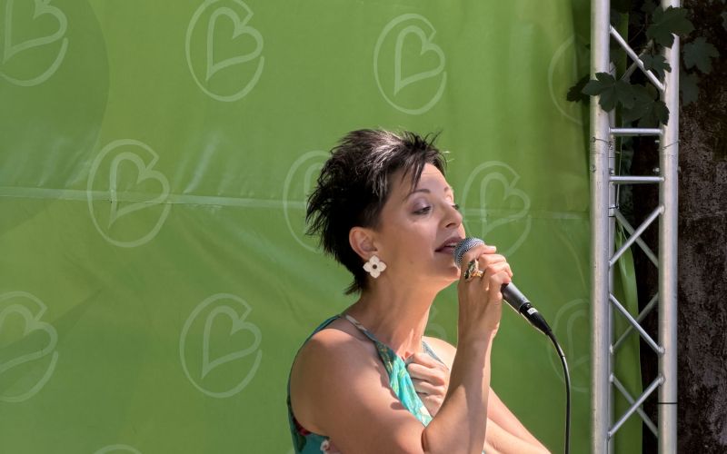 Tanja Žagar: »Če sonca na nebu ni, ga s sabo prinesemo mi«