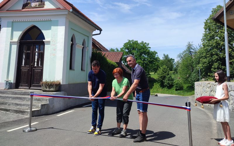 otvoritev-nove-infrastrukture-na-vrhu-pri-ljubnem