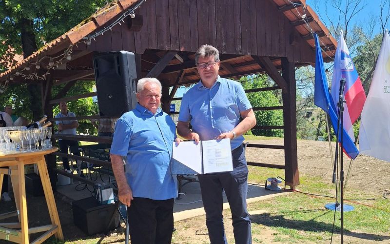 Predaja uporabnega dovoljenja