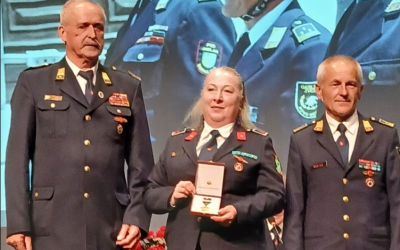 Majda Obštetar ob prejemu priznanja