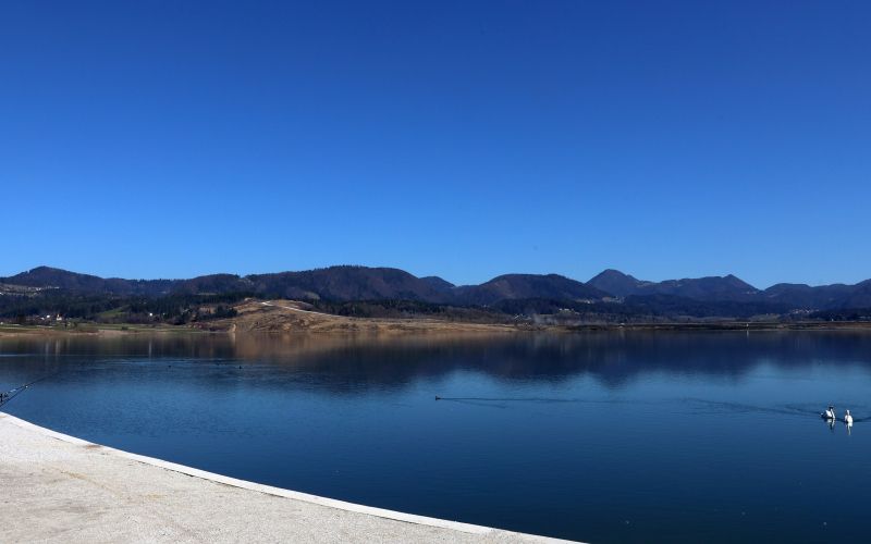 druzmirsko jezero 1.jpg