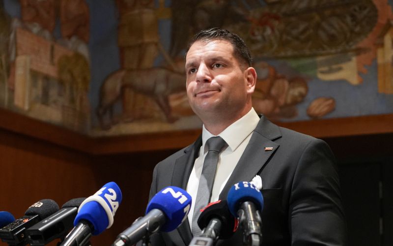 zoran stevanovic.jpg