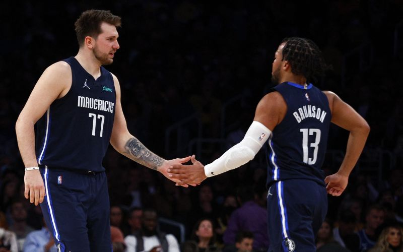 luka doncic jalen brunson.jpg