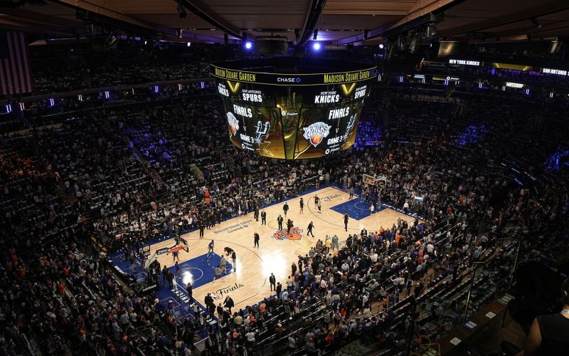 madison square garden knicks spurs pm.jpg