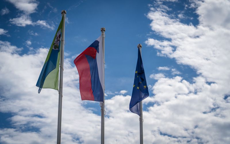 sveti-jurij-ob-ščavnici, kulturno-in-upravno-središče