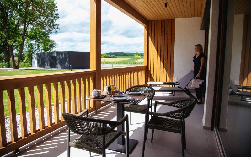 sončno-polje, tešanovci, butični-turizem, hotel, odprtje, turizem