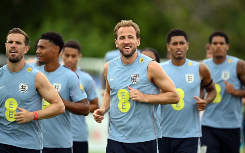engand Kane.jpg