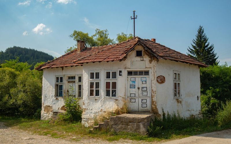 Prazna hiša