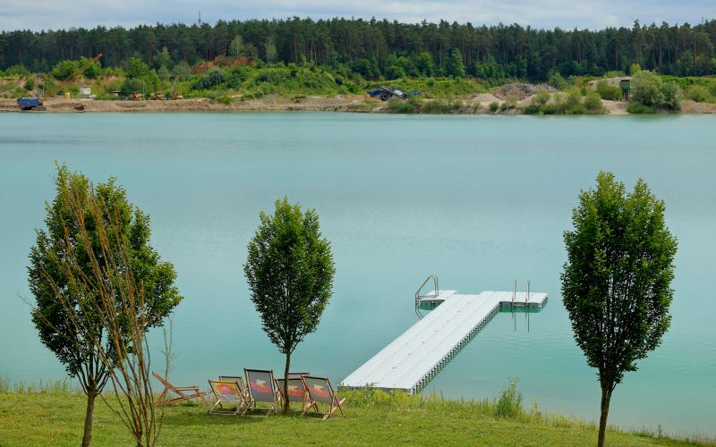 cg_pomol_green_lake.jpg