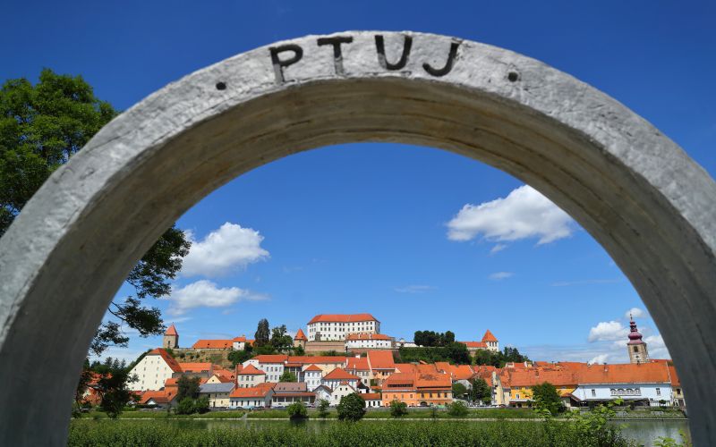 cg_reklama_zagreb_ptuj_veduta.jpg