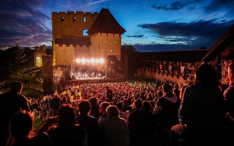 mi2, tone-kregar, celjski-grad, koncert