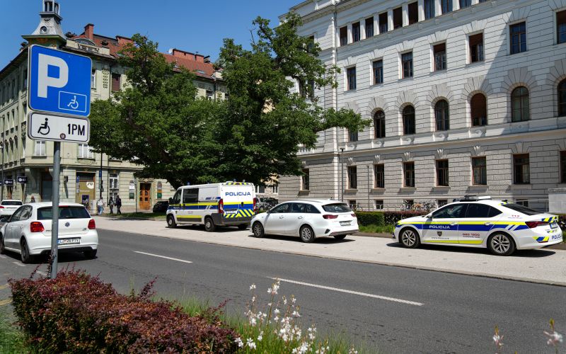 policija sodisce.jpeg